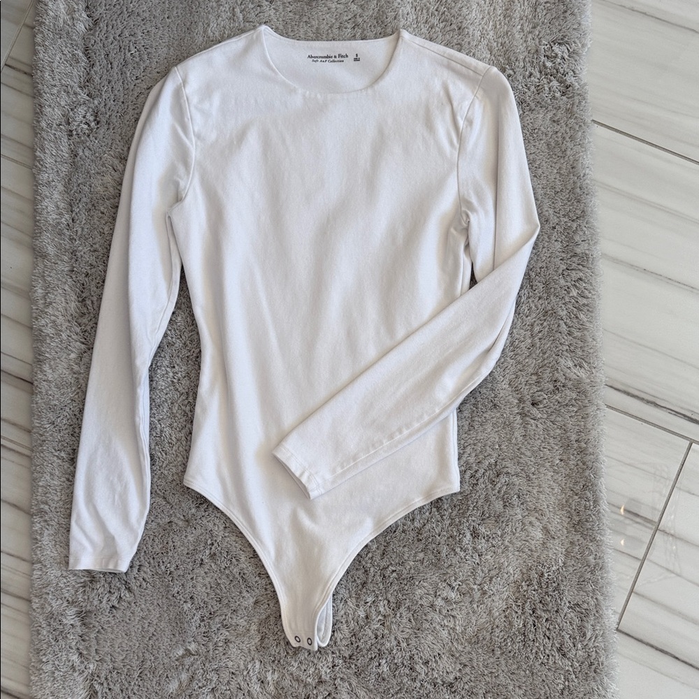 Abercrombie & Fitch Soft White Top